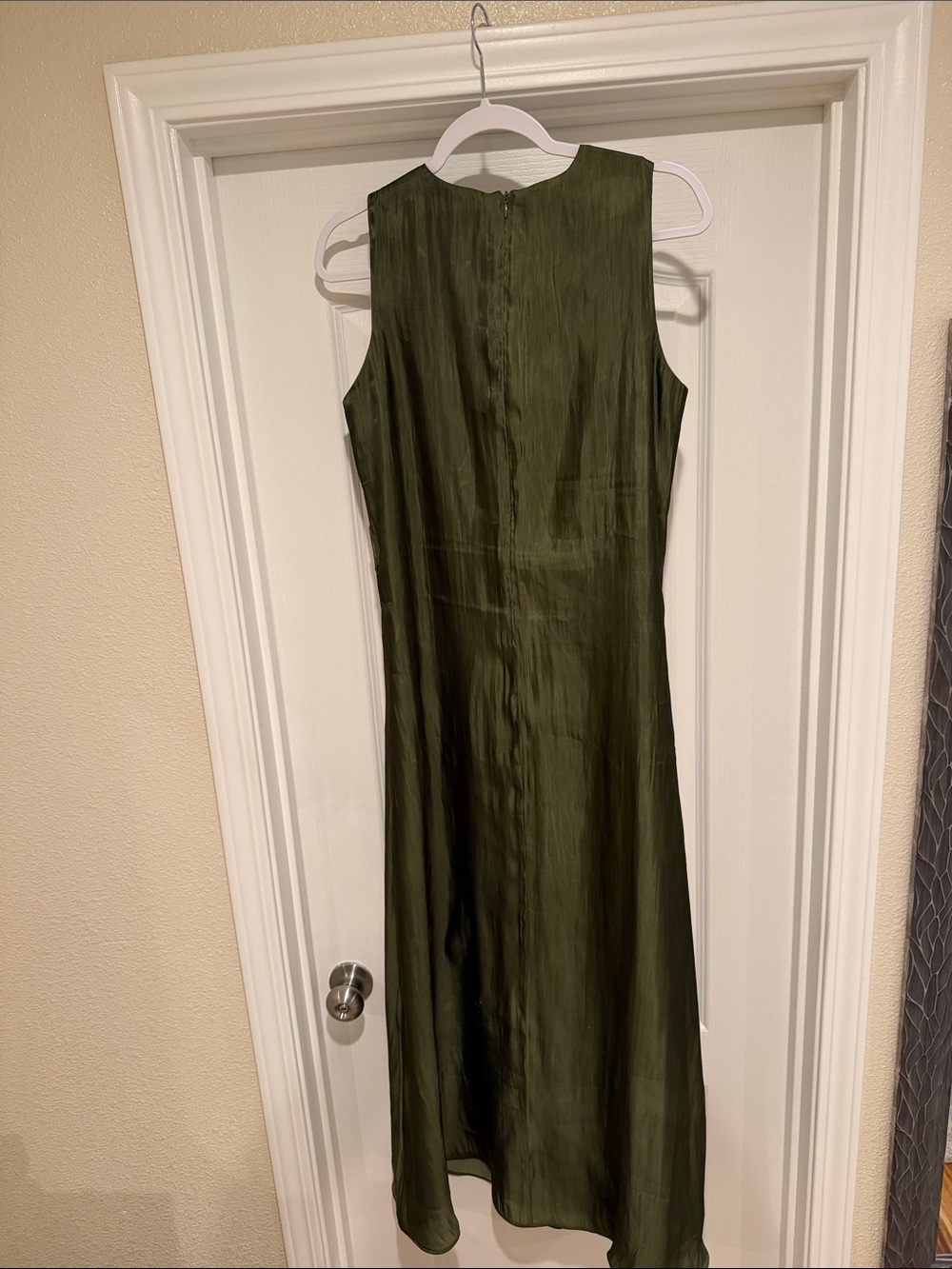 Zahraa dress olive size small - Picture 5 of 9